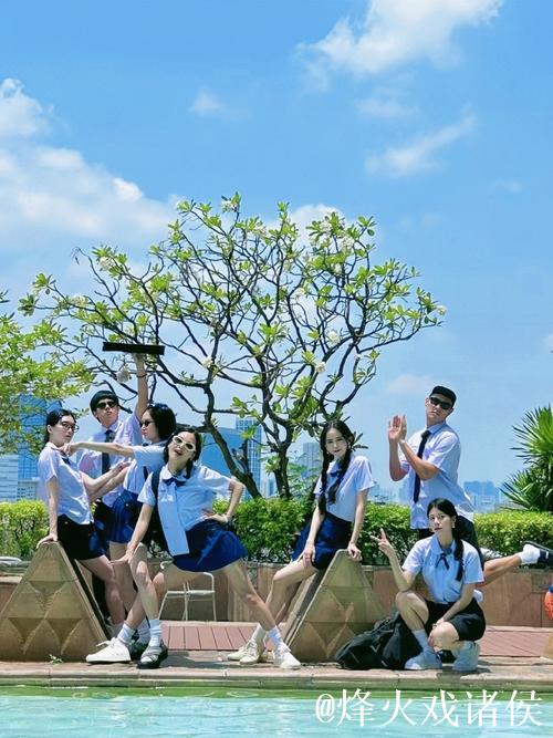 青青草碰撞青春活力盛宴 青青草碰撞青春活力盛宴